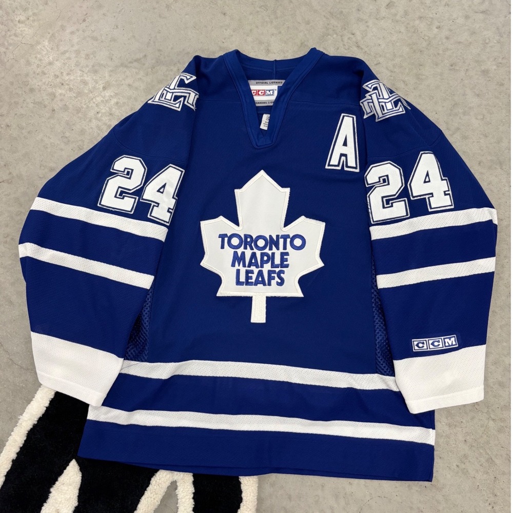 CCM Toronto Maple Leafs Bryan McCabe 24 Hockey Jersey Blue Mens Medium A Patch